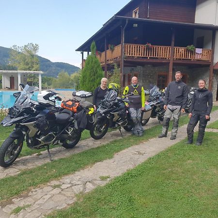 贝拉内 Etno Selo Vrelo & Camping旅馆 外观 照片
