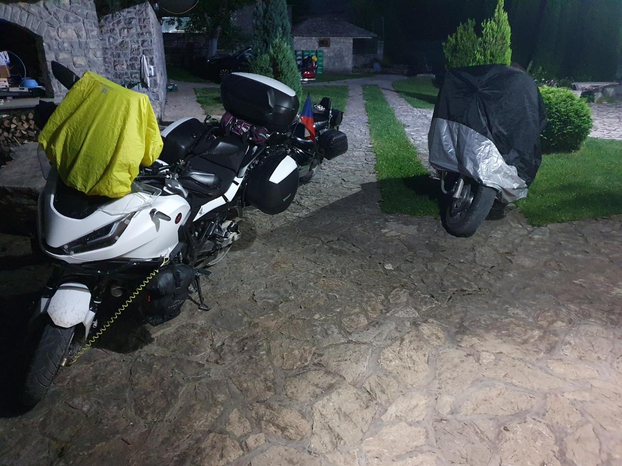 贝拉内 Etno Selo Vrelo & Camping旅馆 外观 照片